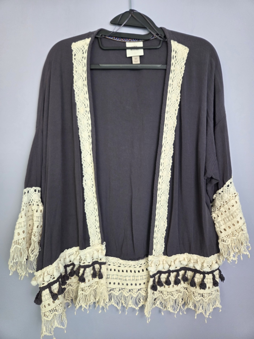 Knox Rose Kimono Ladies XS Slate Gray Crochet Embroidered Indie Boho Festival
